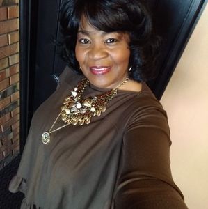 Meet your Posher, Candida